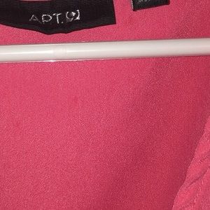 Hot pink summer dress with the ruffles 💃